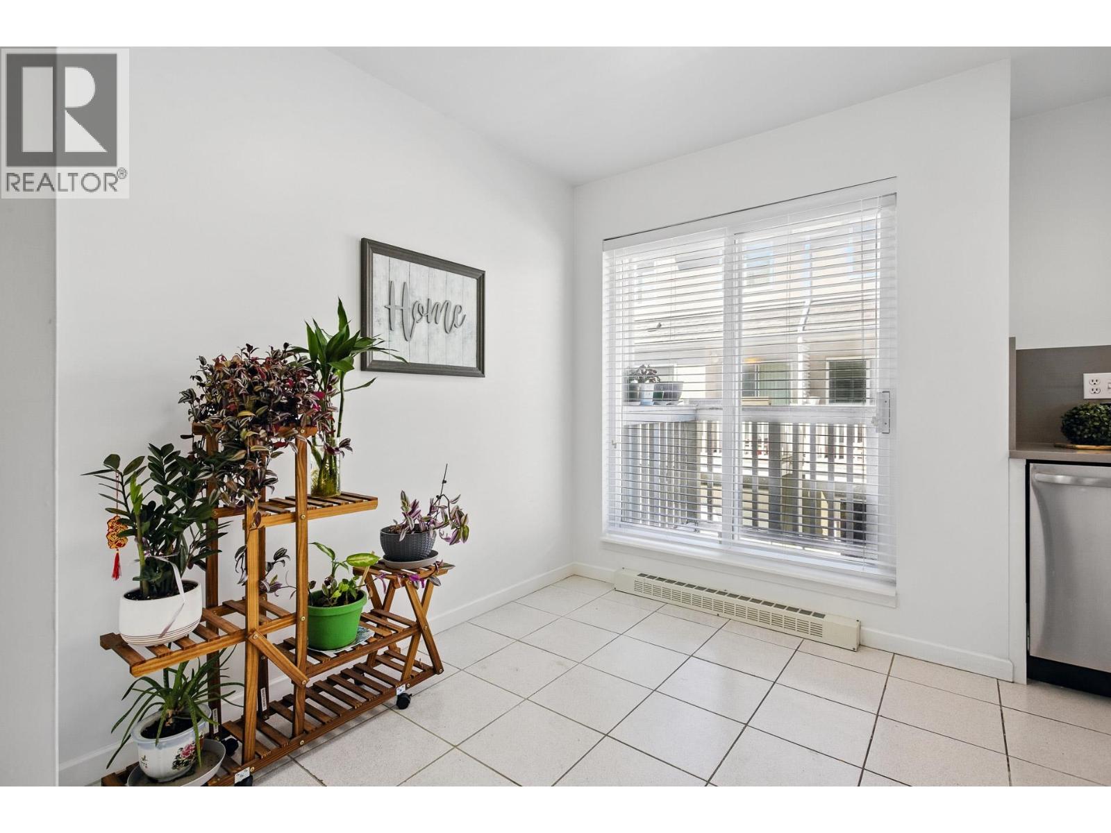 #45-7831 GARDEN CITY Road, Richmond