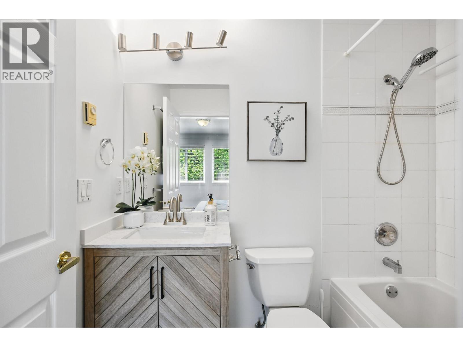 #45-7831 GARDEN CITY Road, Richmond