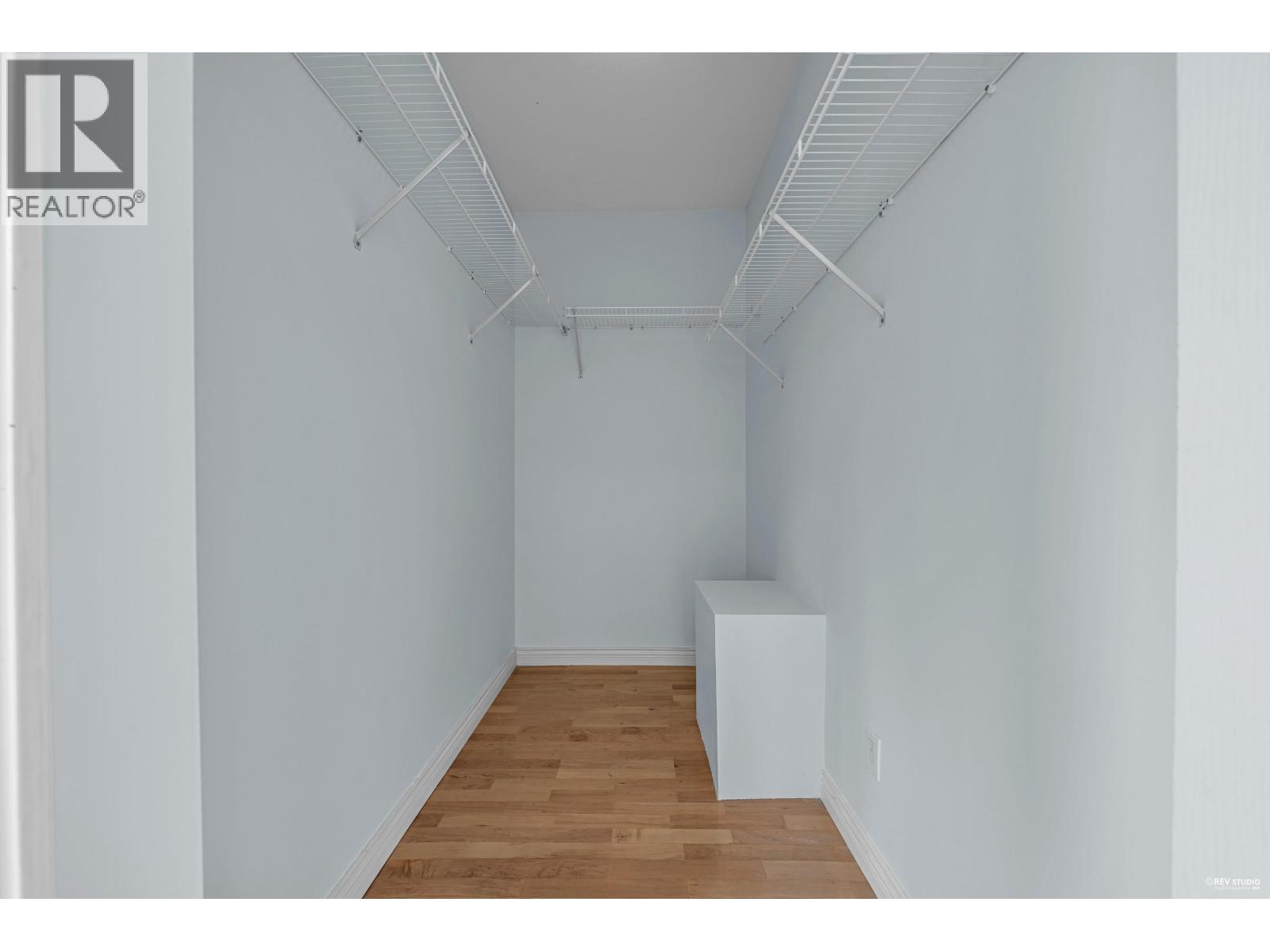 213 W 28TH STREET, North Vancouver