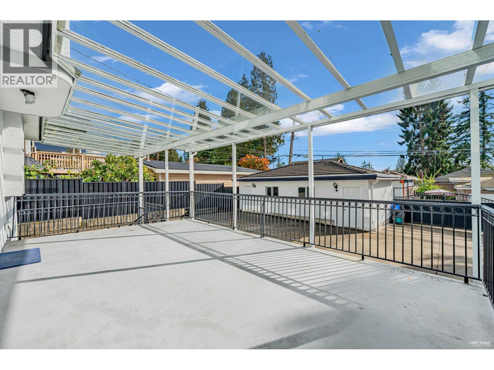 213 W 28TH STREET, North Vancouver