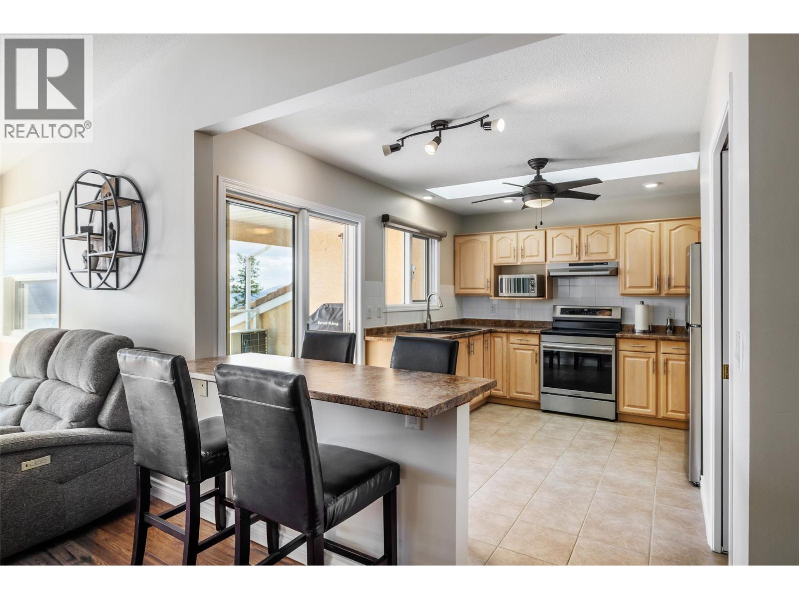 204 4450 Ponderosa Drive, Peachland