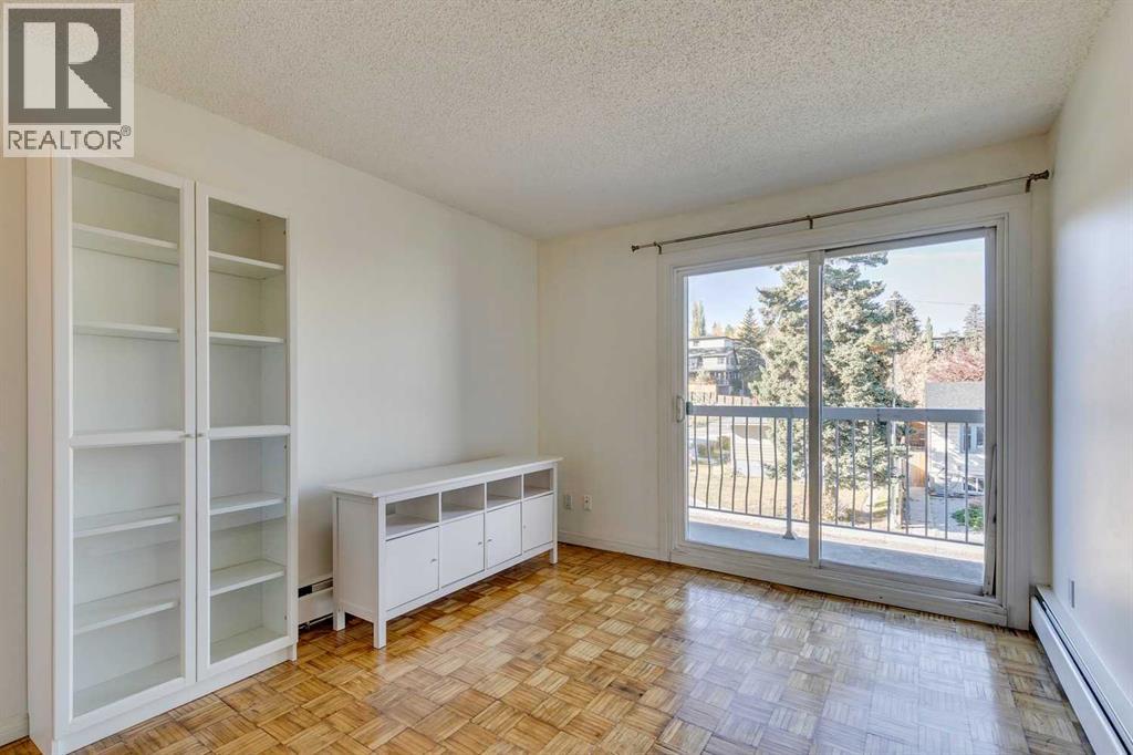 Single Family House for Sale in   A Street SW Bankview Calgary 