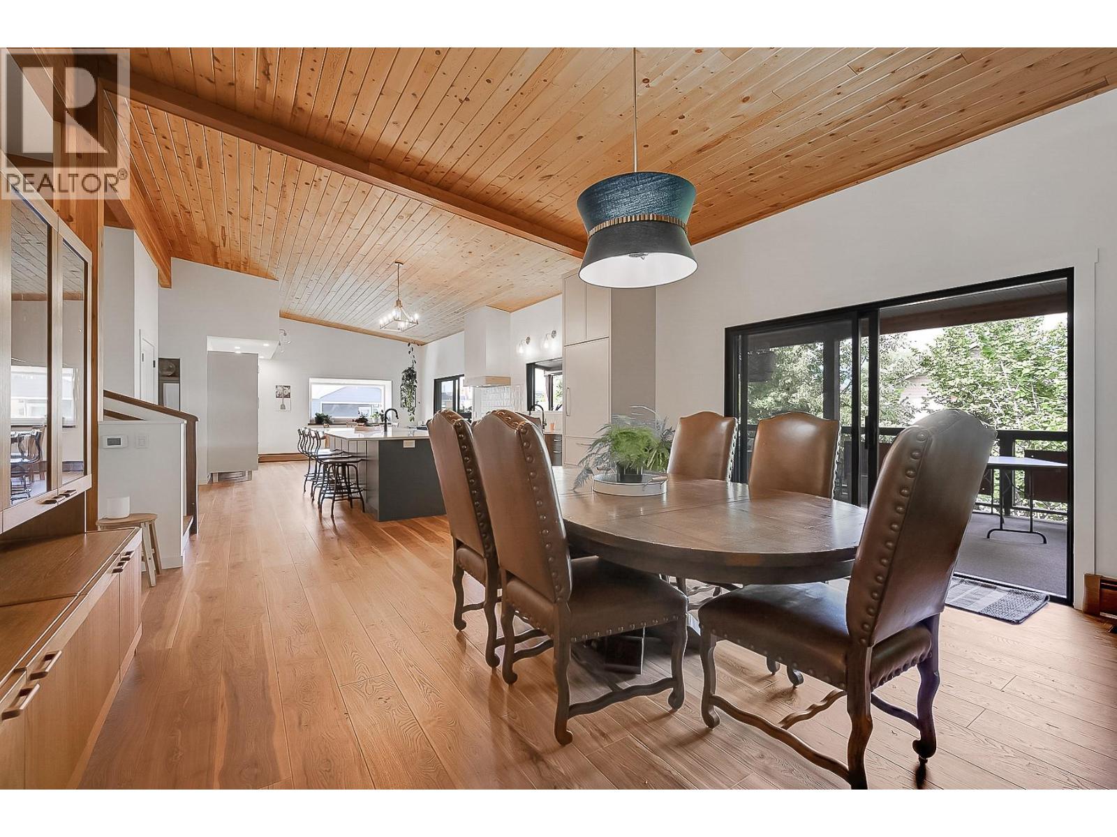  1590 Willow Crescent, Kelowna