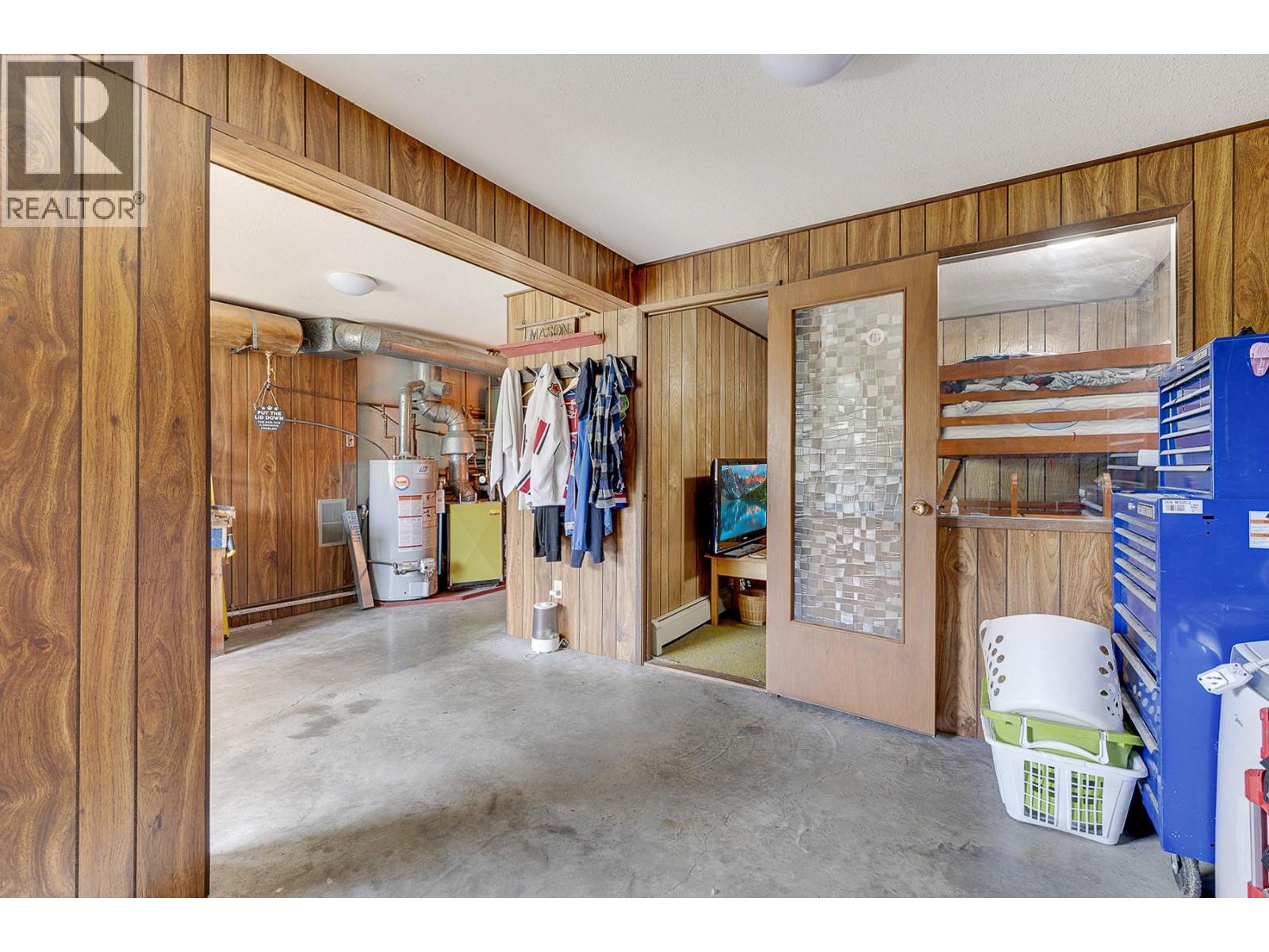  1590 Willow Crescent, Kelowna