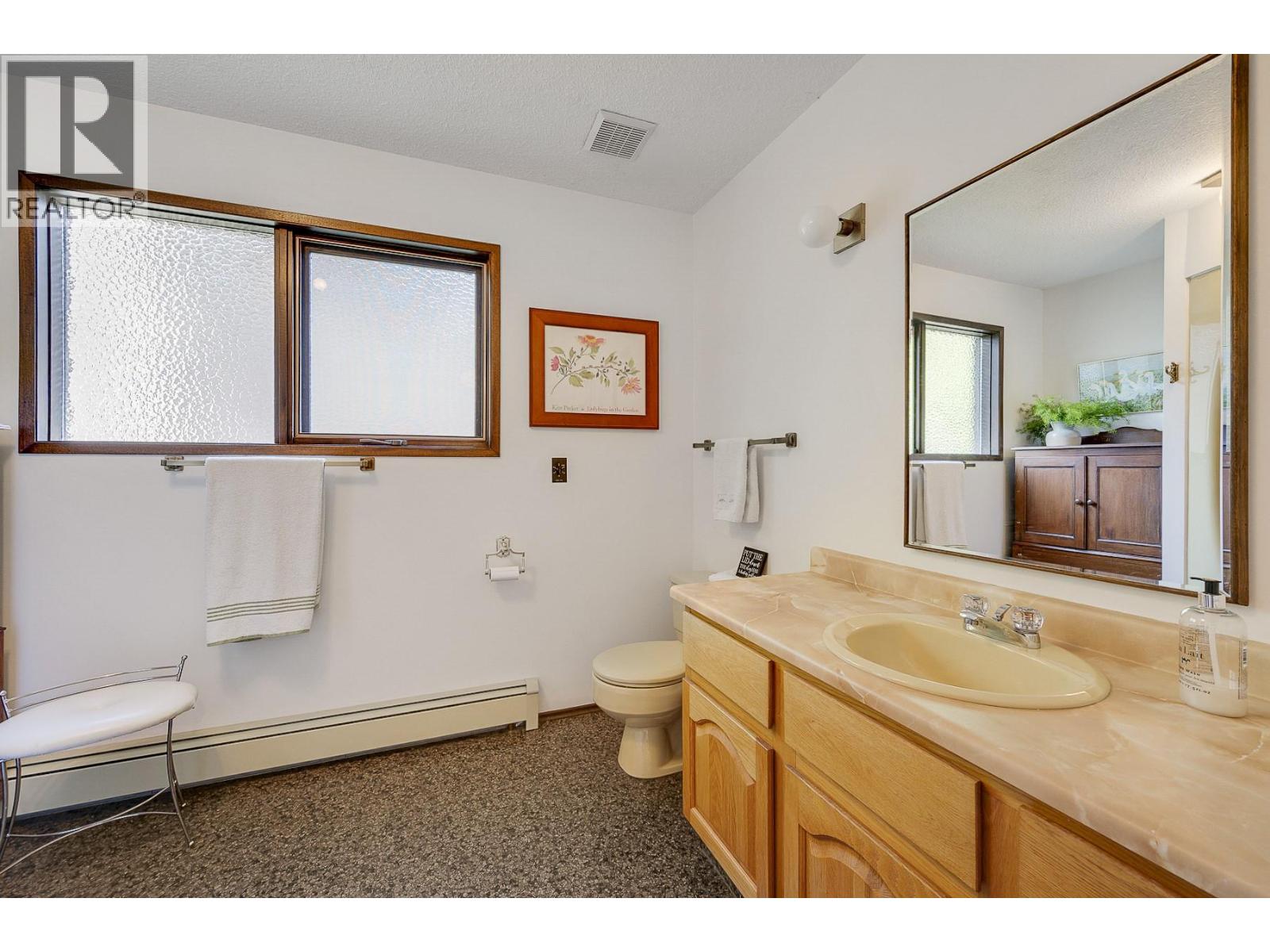  1590 Willow Crescent, Kelowna