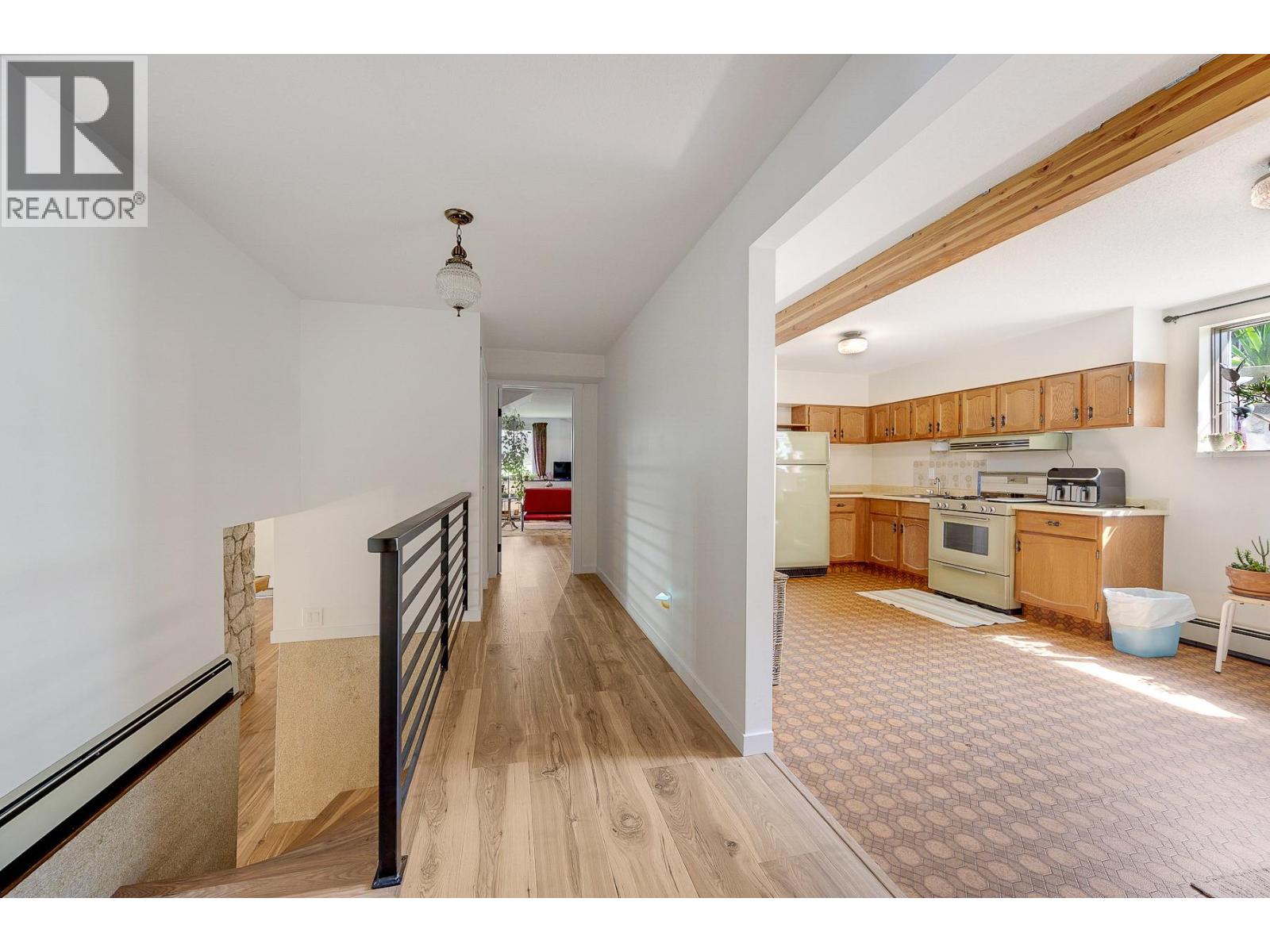  1590 Willow Crescent, Kelowna