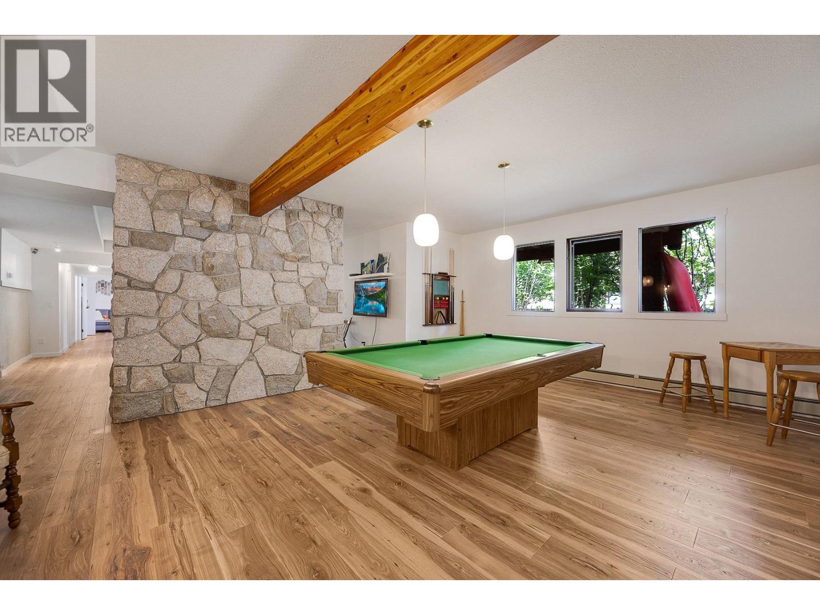  1590 Willow Crescent, Kelowna