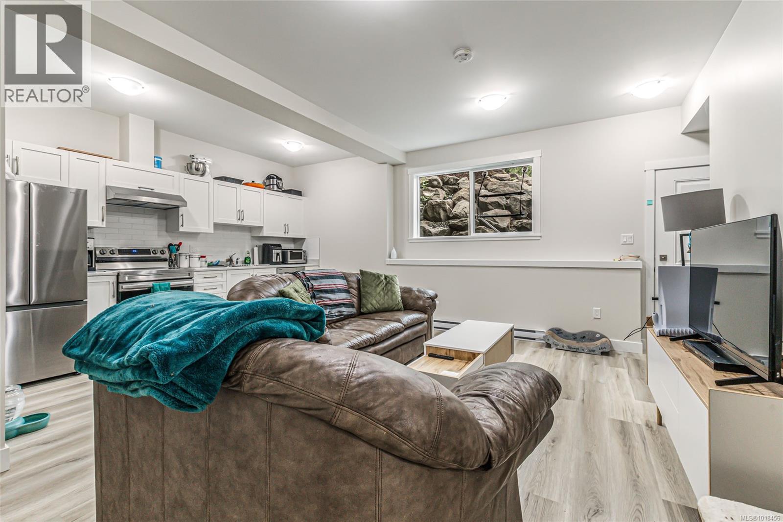 924 Craig Rd, Ladysmith