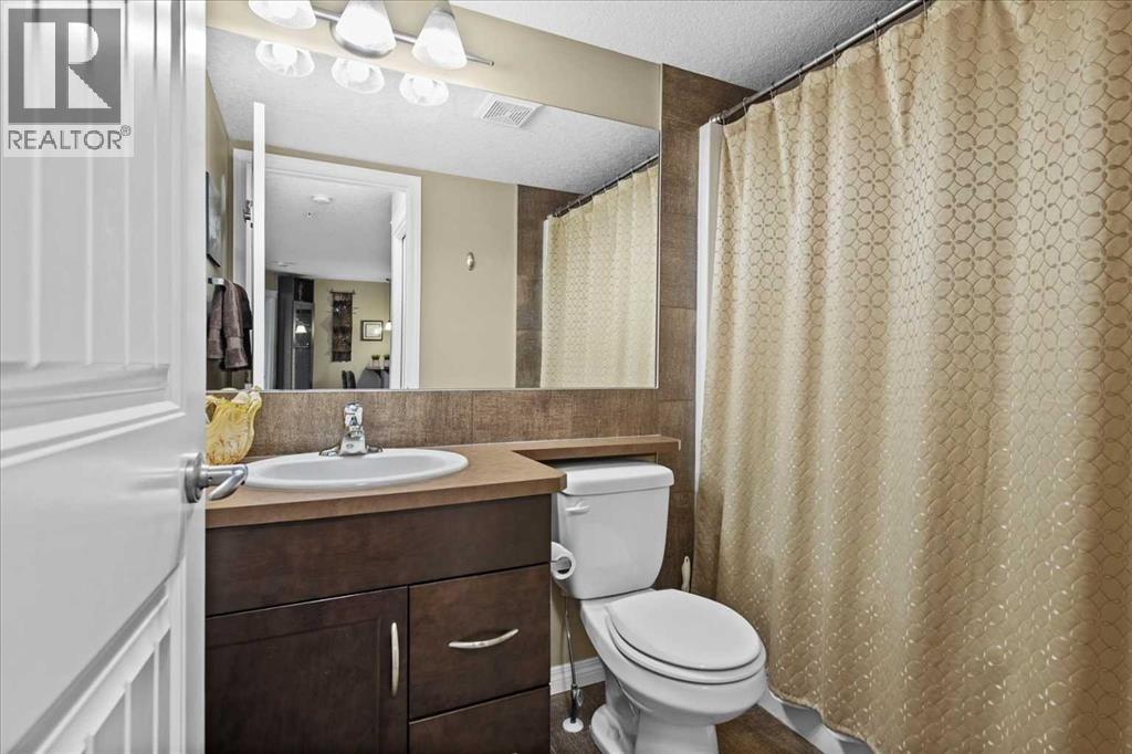 Single Family House for Sale in   Country Village Park NE Country Hills Village Calgary 