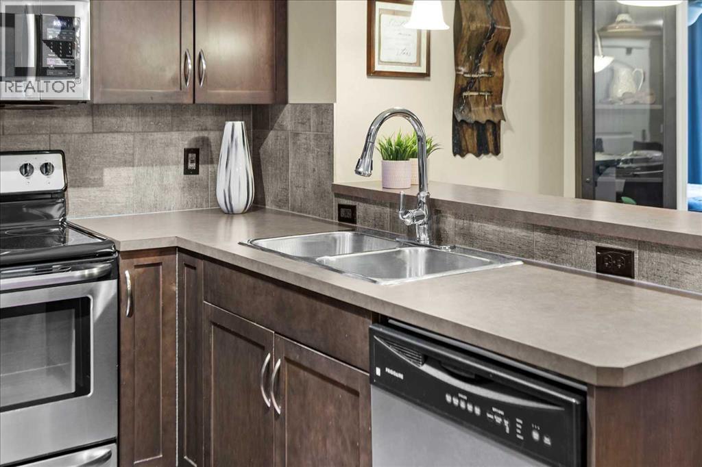 Single Family House for Sale in   Country Village Park NE Country Hills Village Calgary 