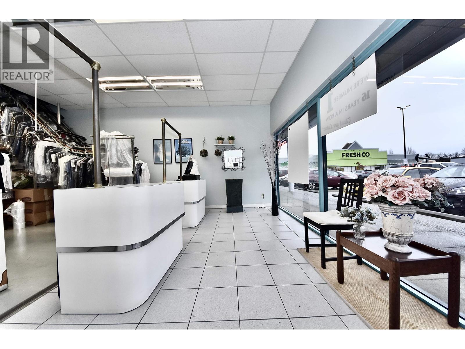Business in Delta - Image 6