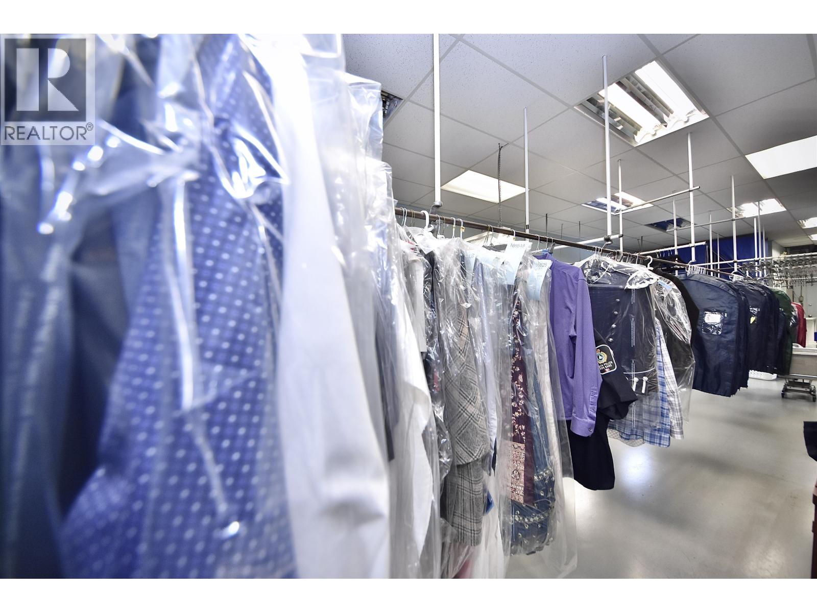 Business in Delta - Image 17