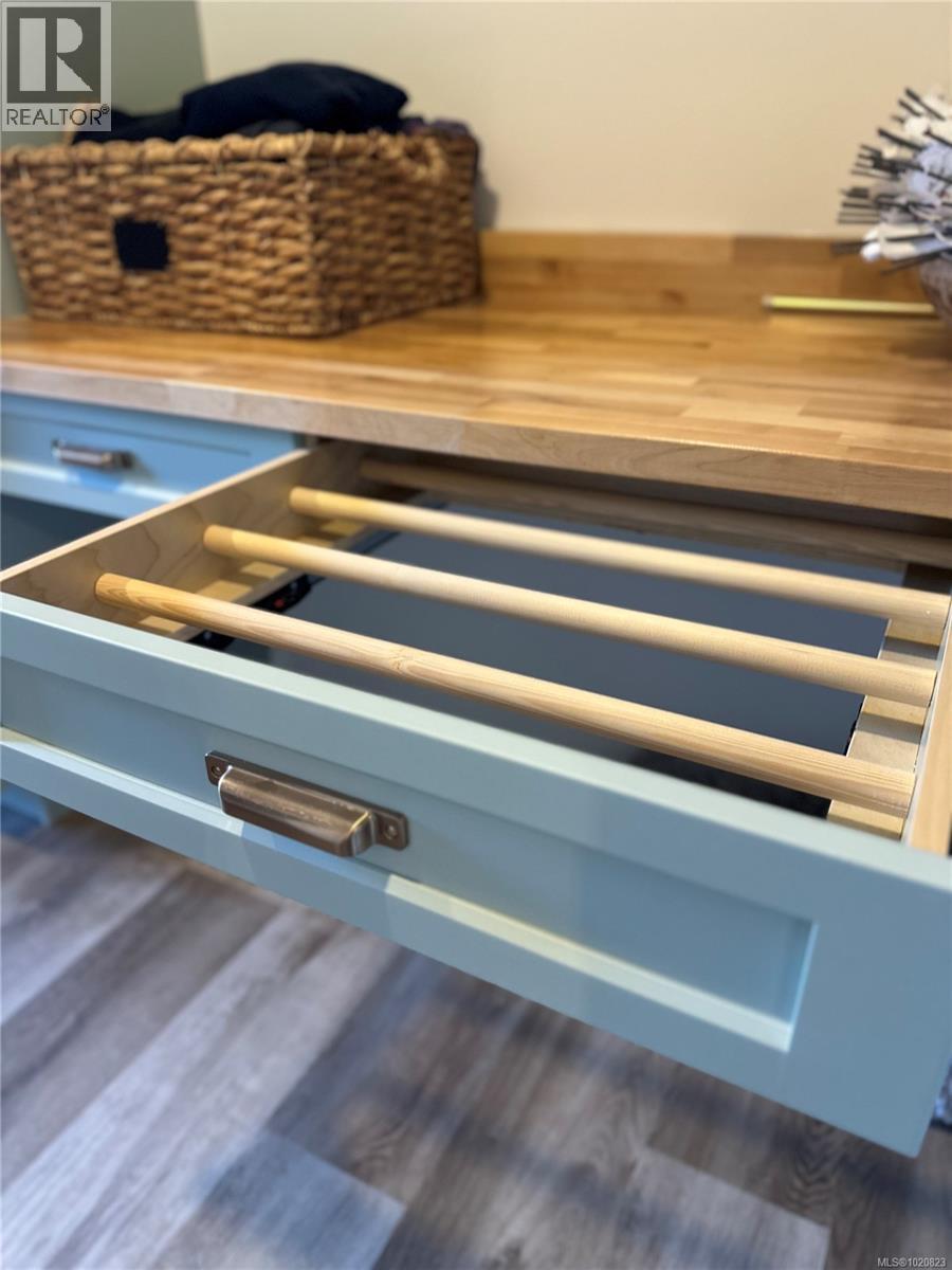 3839/3841 Ross Ave, Royston