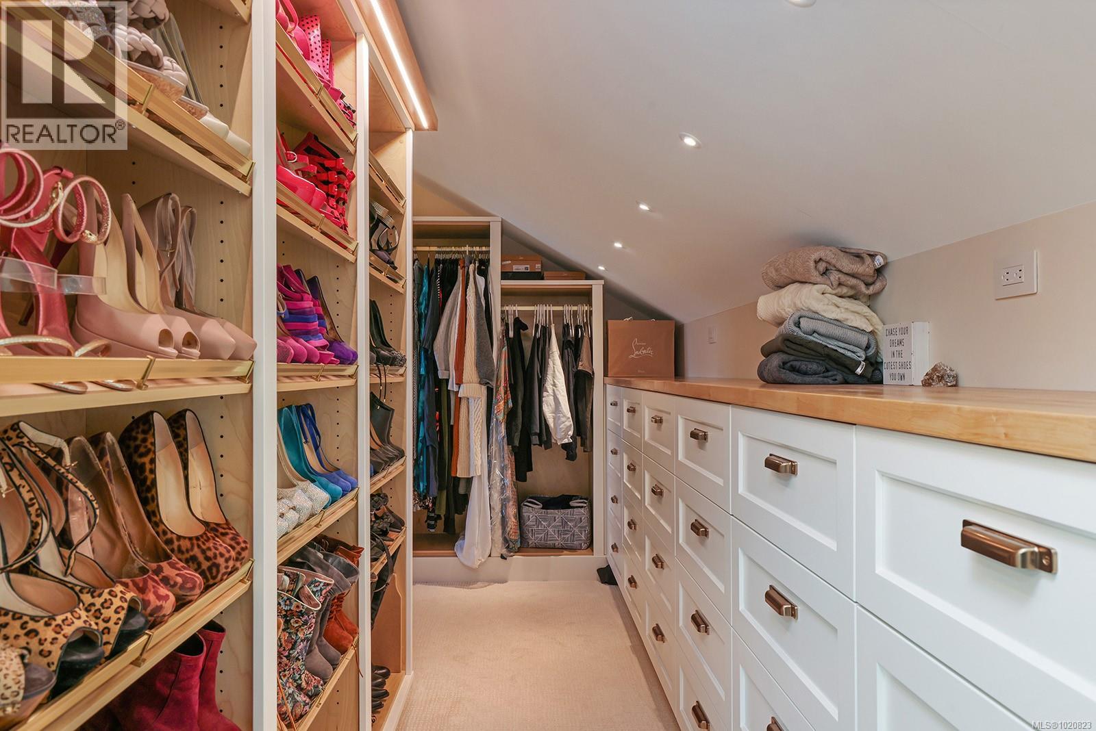 3839/3841 Ross Ave, Royston