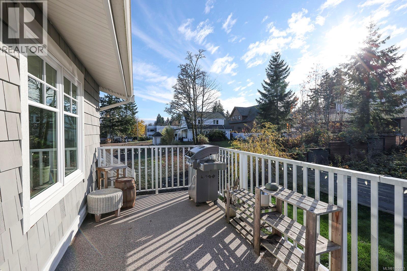 3839/3841 Ross Ave, Royston