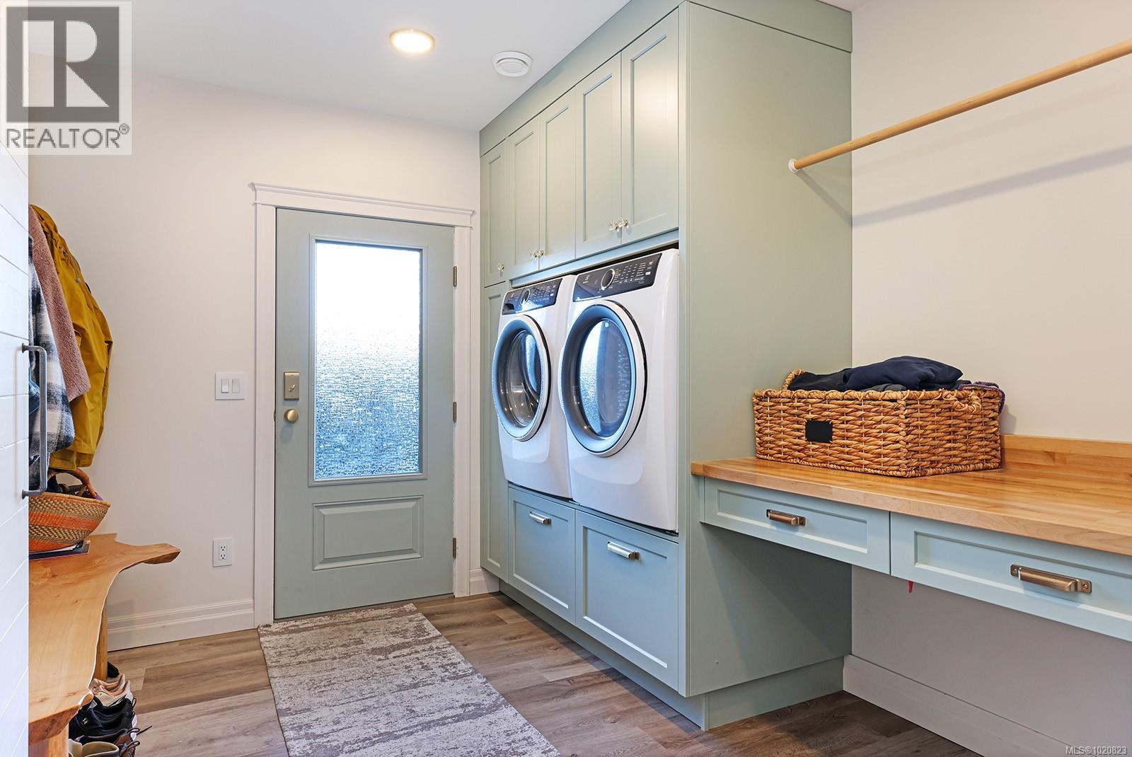 3839/3841 Ross Ave, Royston