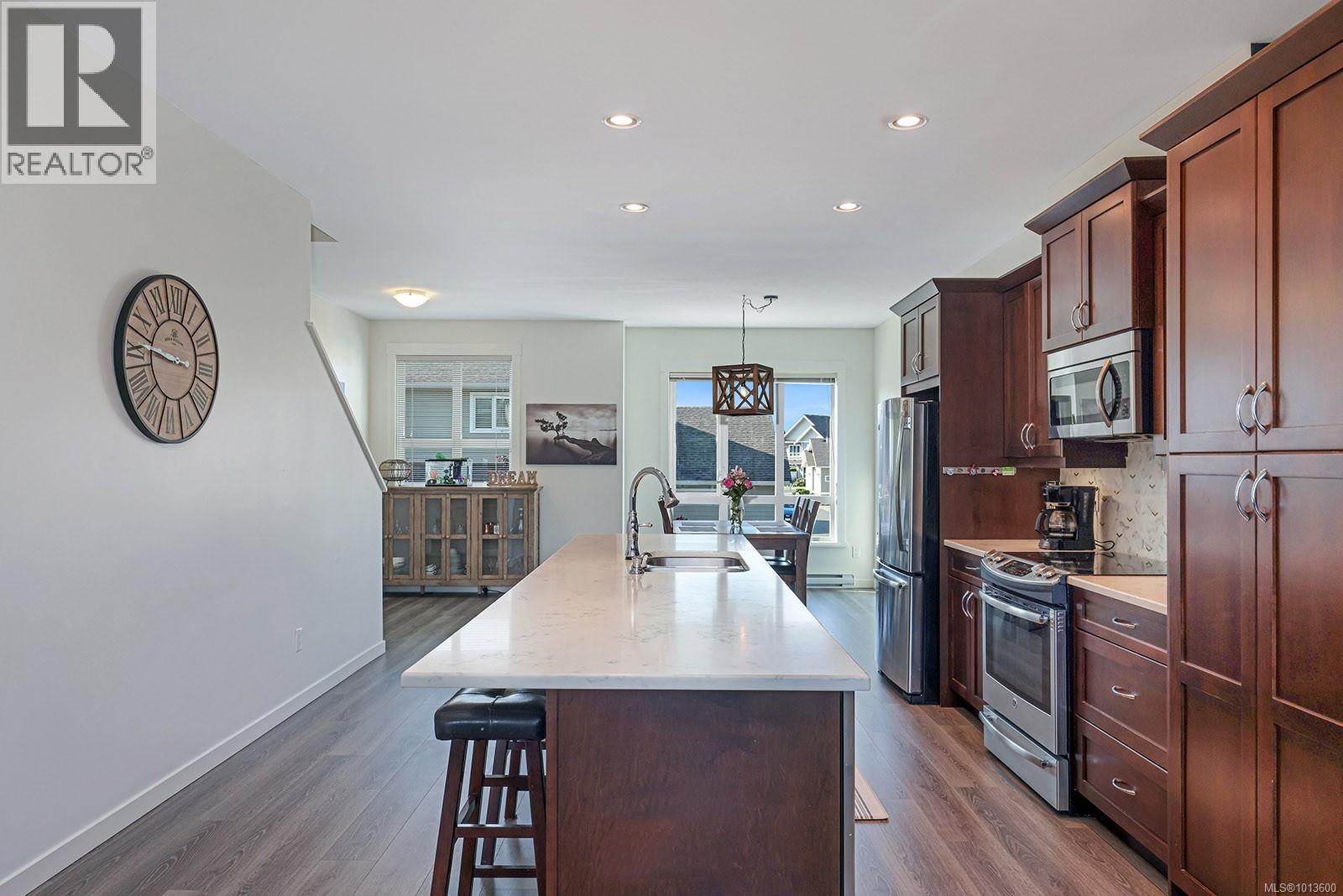 38 700 Lancaster Way, Comox