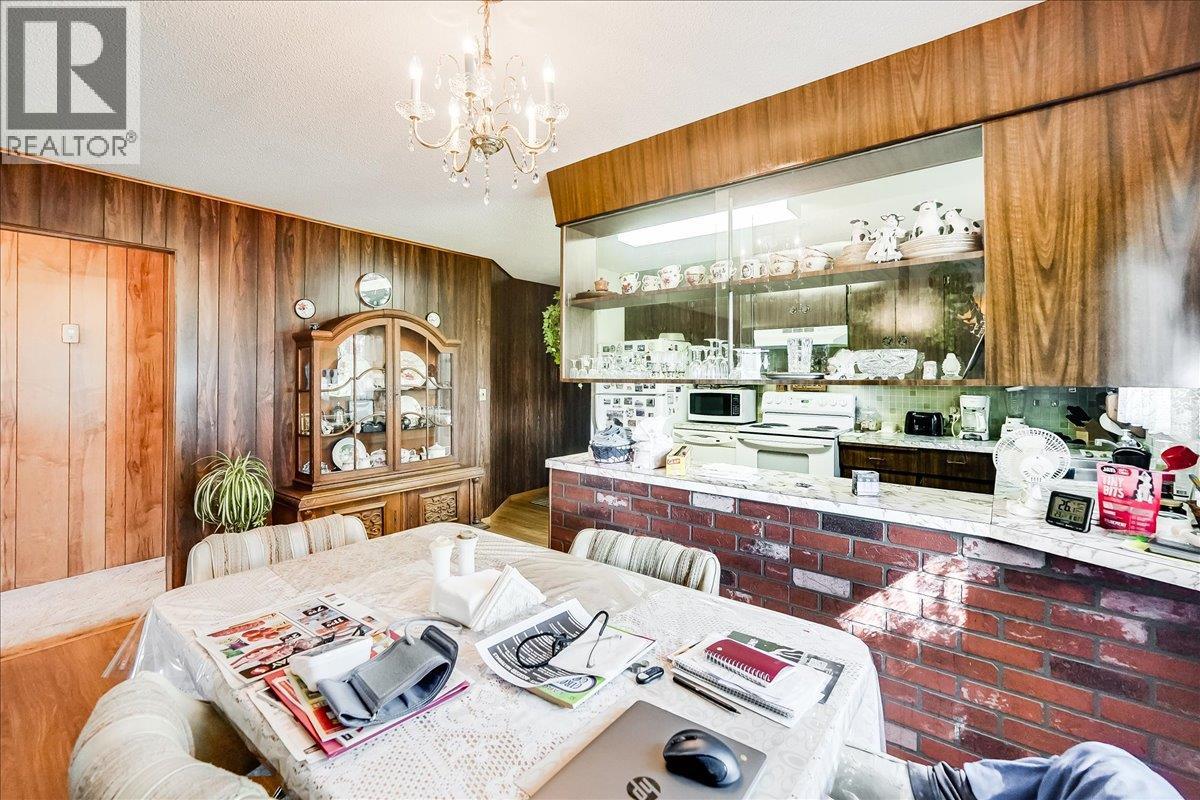 807 WATERLOO ROAD - 45