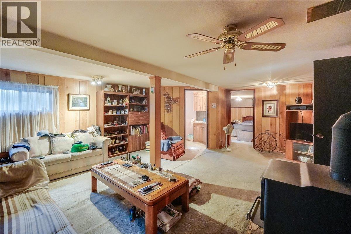 807 WATERLOO ROAD - 31