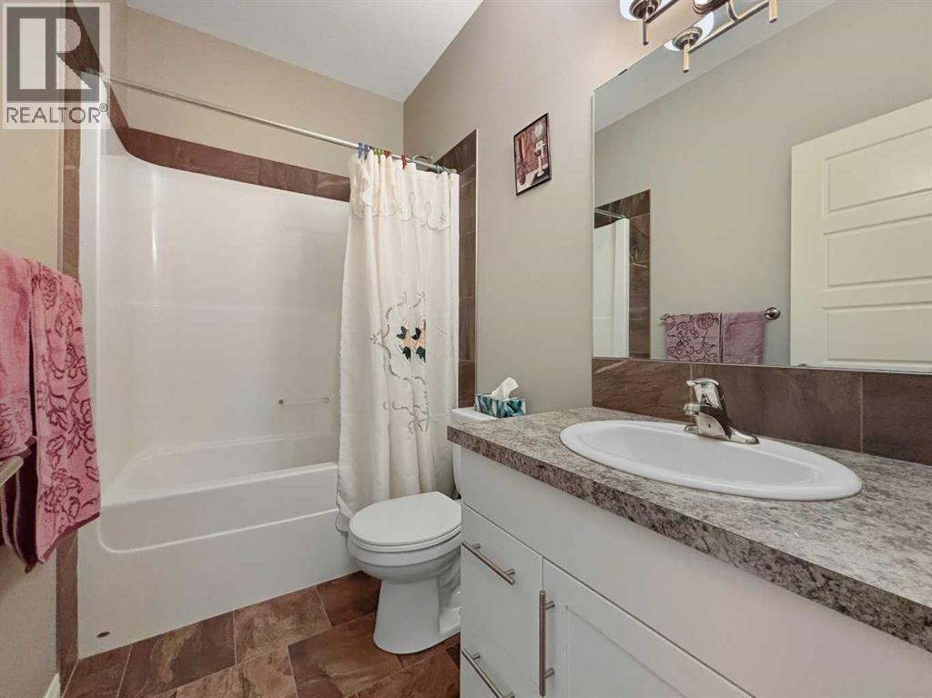 34 Hutton Place, Penhold