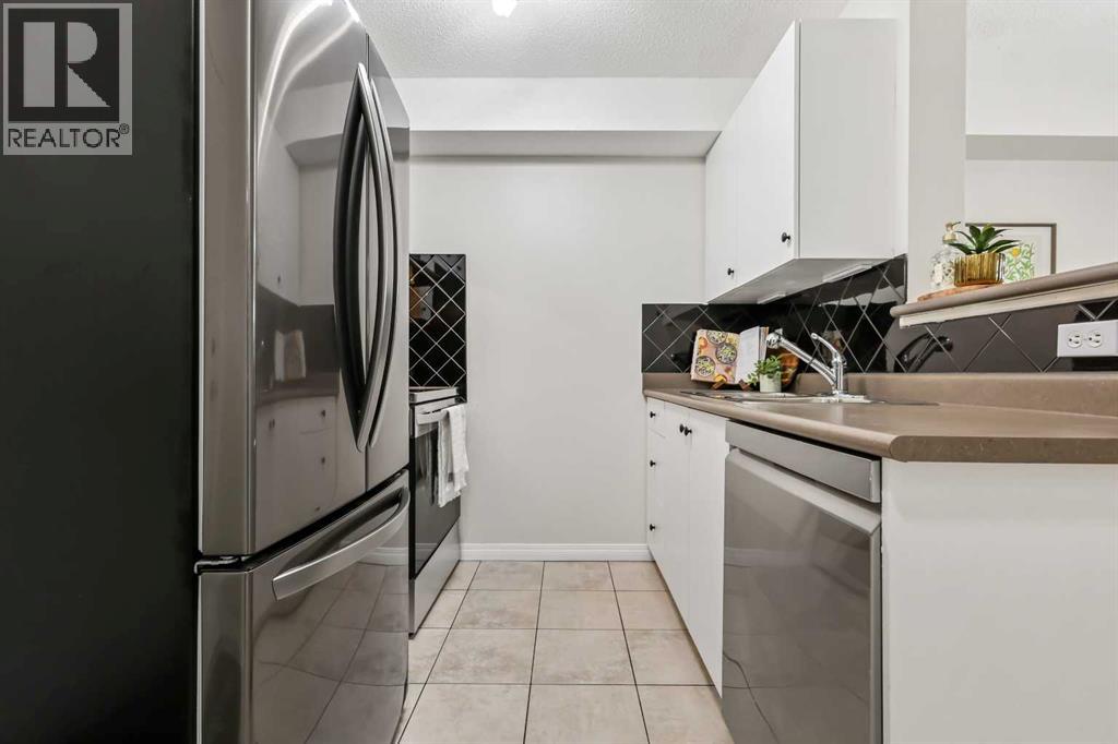 Single Family House for Sale in   Eversyde Avenue SW Evergreen Calgary 