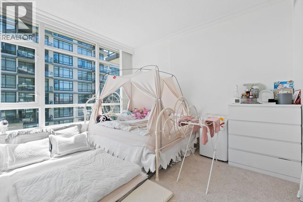 602 162 VICTORY SHIP WAY, North Vancouver