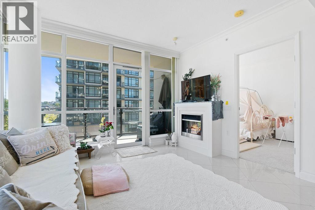 602 162 VICTORY SHIP WAY, North Vancouver