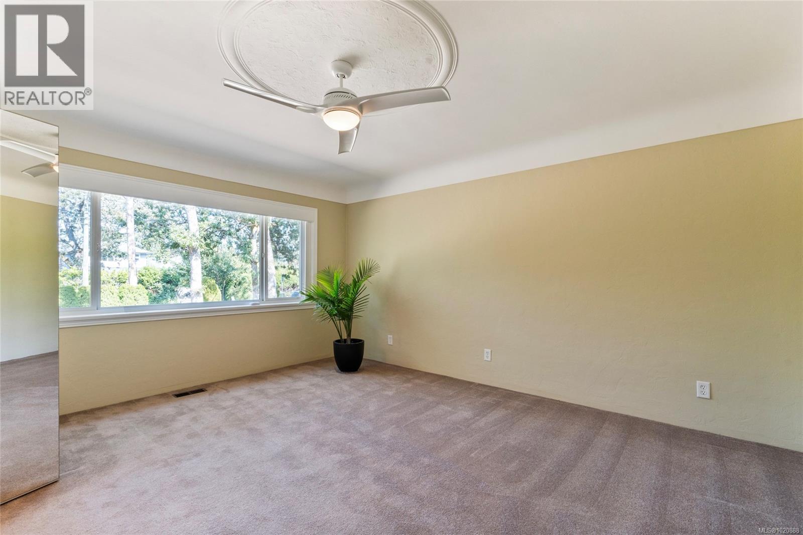  3944 Cedar Hill Cross Road, Saanich