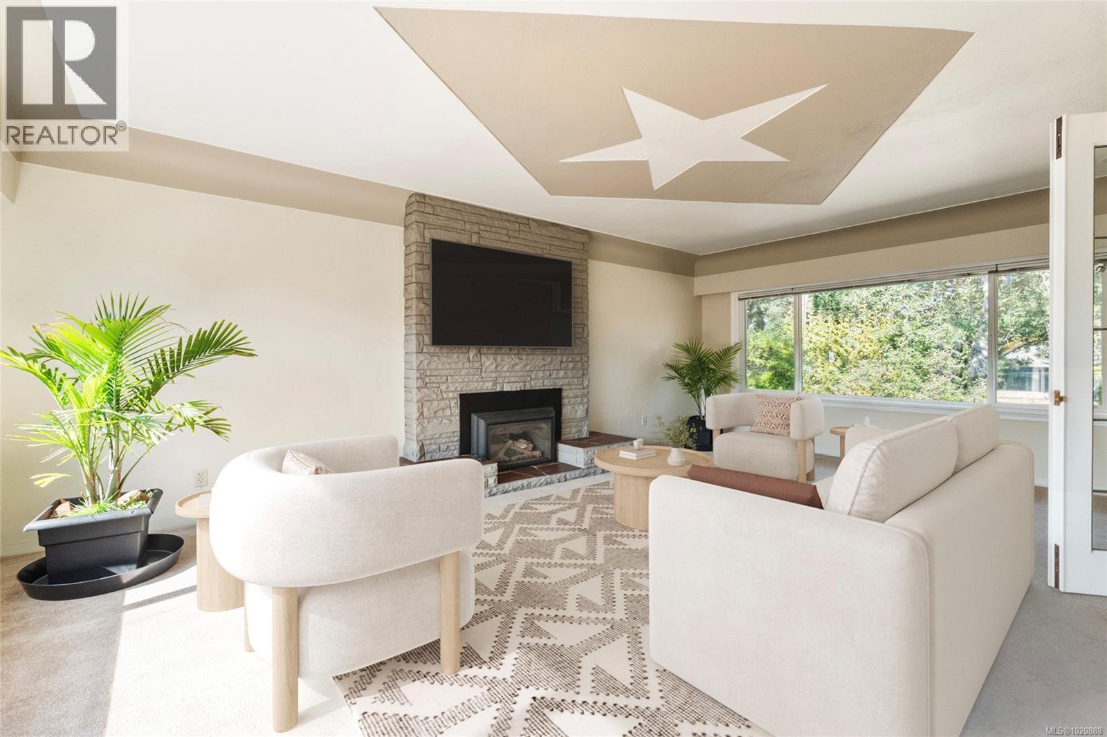  3944 Cedar Hill Cross Road, Saanich