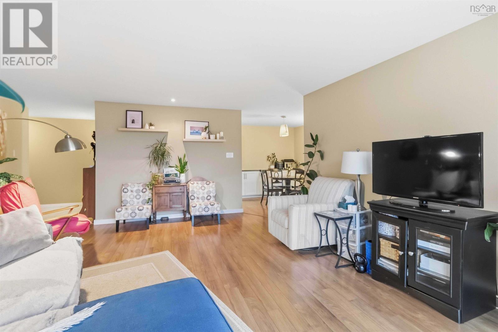 Property 10 of 46 of C308 5561 Heatherwood Court