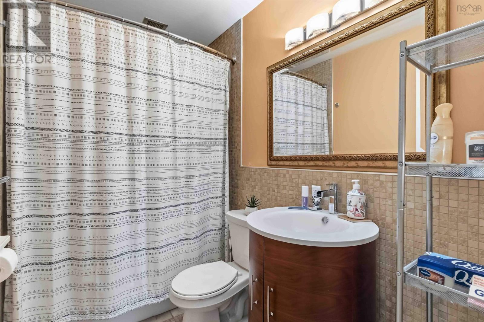 Property 23 of 46 of C308 5561 Heatherwood Court