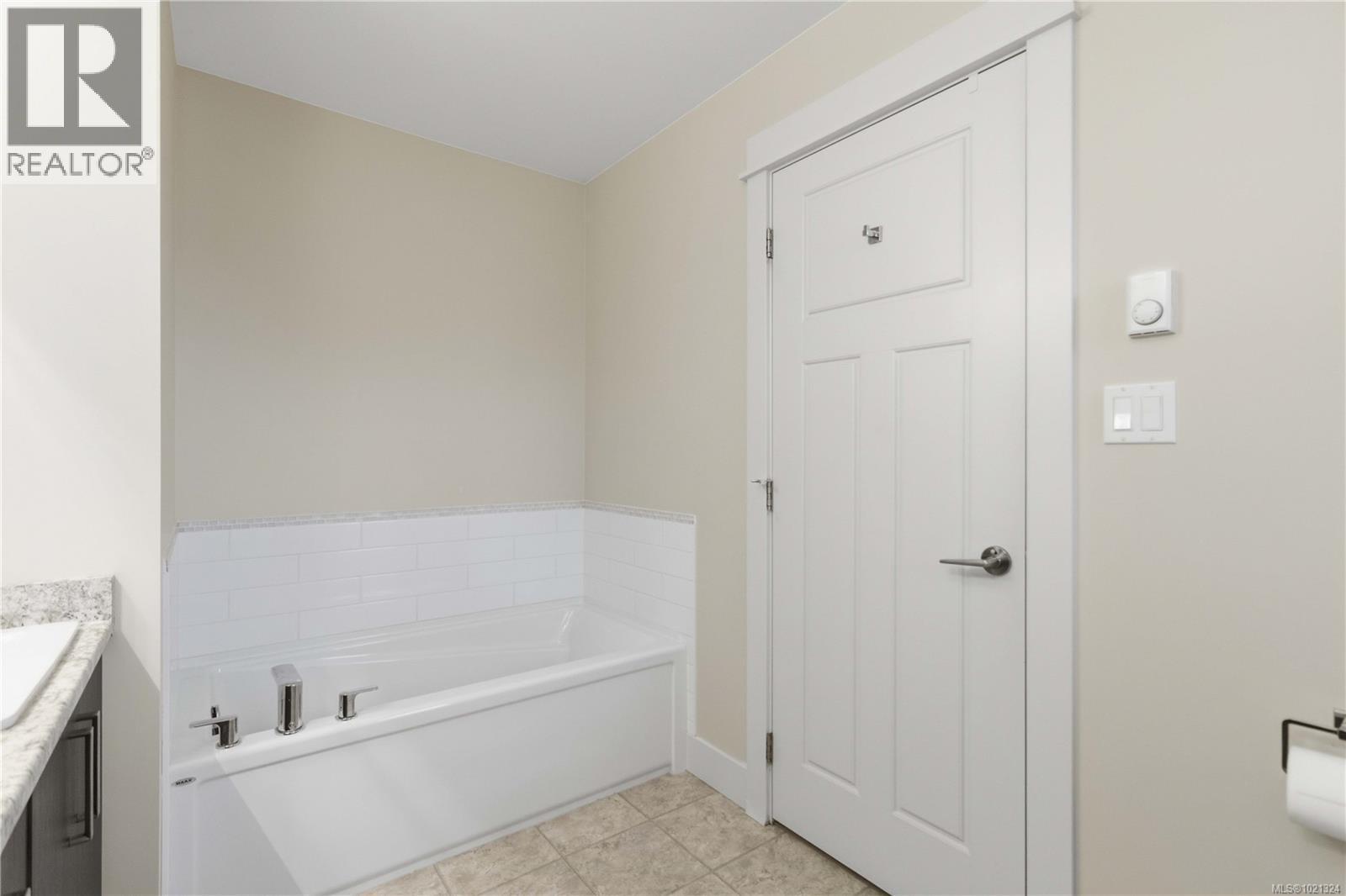 105 2248 Townsend Rd, Sooke