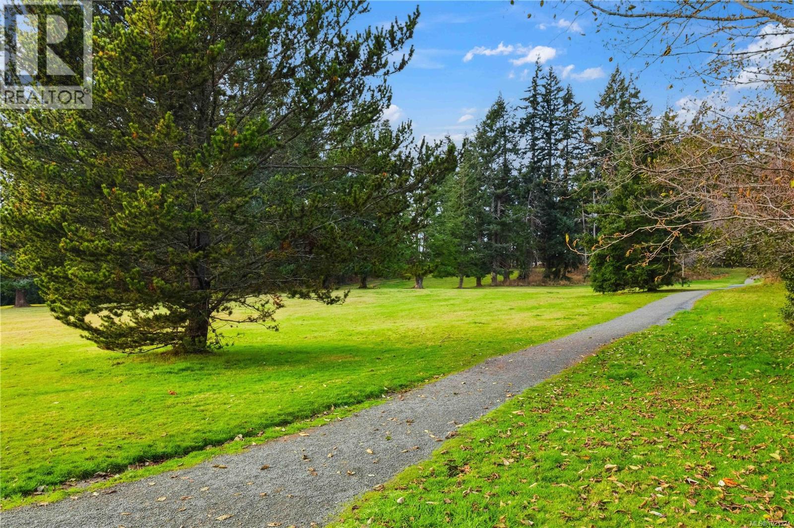 105 2248 Townsend Rd, Sooke