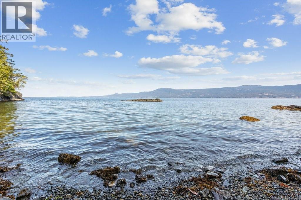 777 Mine Rd, Lasqueti Island