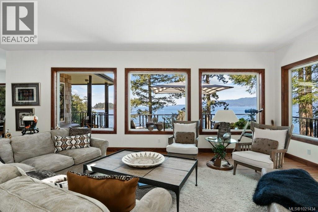 777 Mine Rd, Lasqueti Island