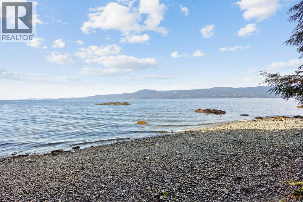 777 Mine Rd, Lasqueti Island