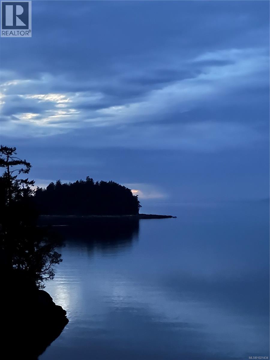 777 Mine Rd, Lasqueti Island