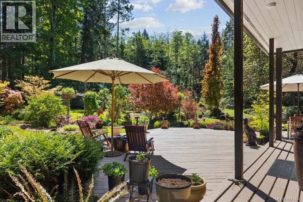 777 Mine Rd, Lasqueti Island