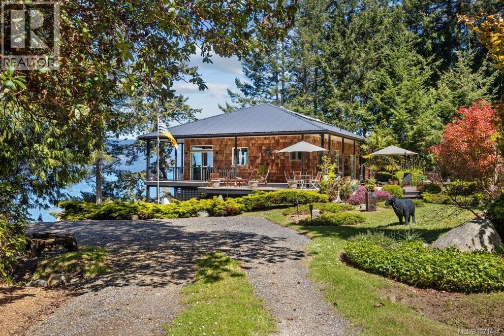 777 Mine Rd, Lasqueti Island