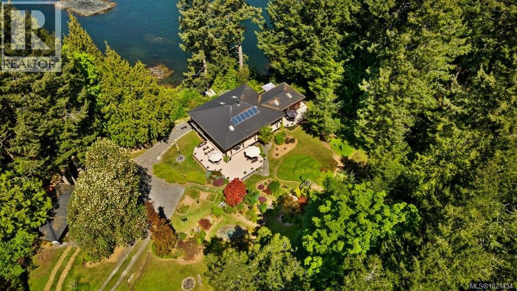 777 Mine Rd, Lasqueti Island