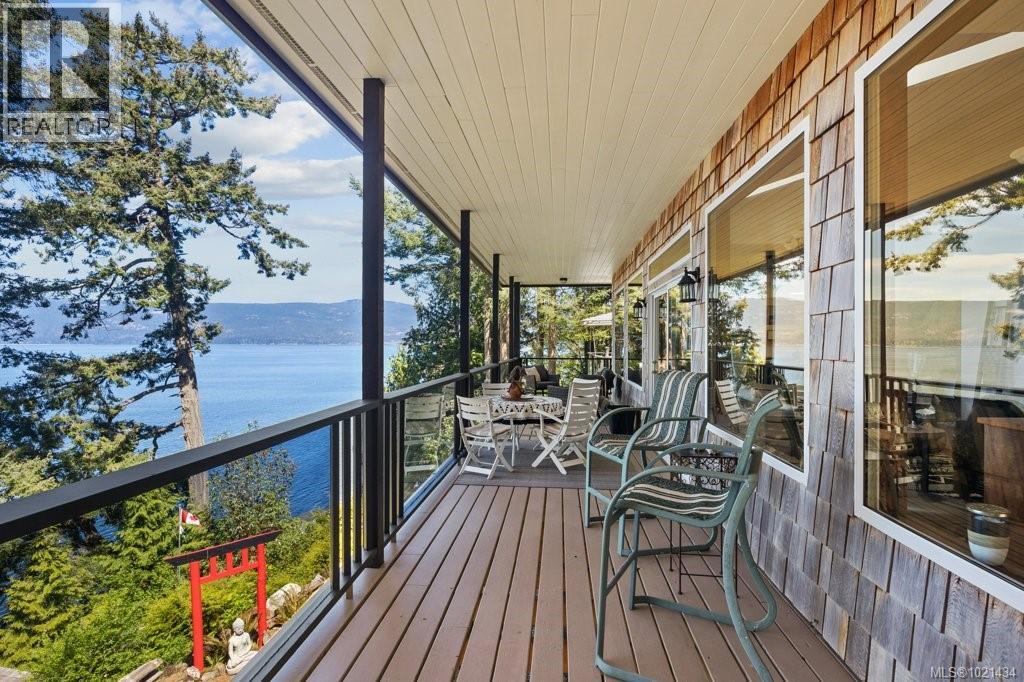 777 Mine Rd, Lasqueti Island