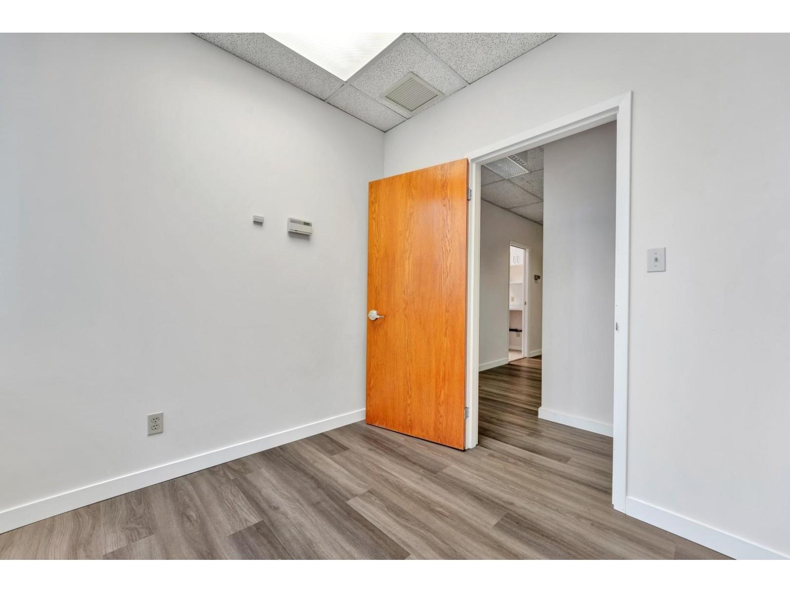 Office in Delta - Image 12