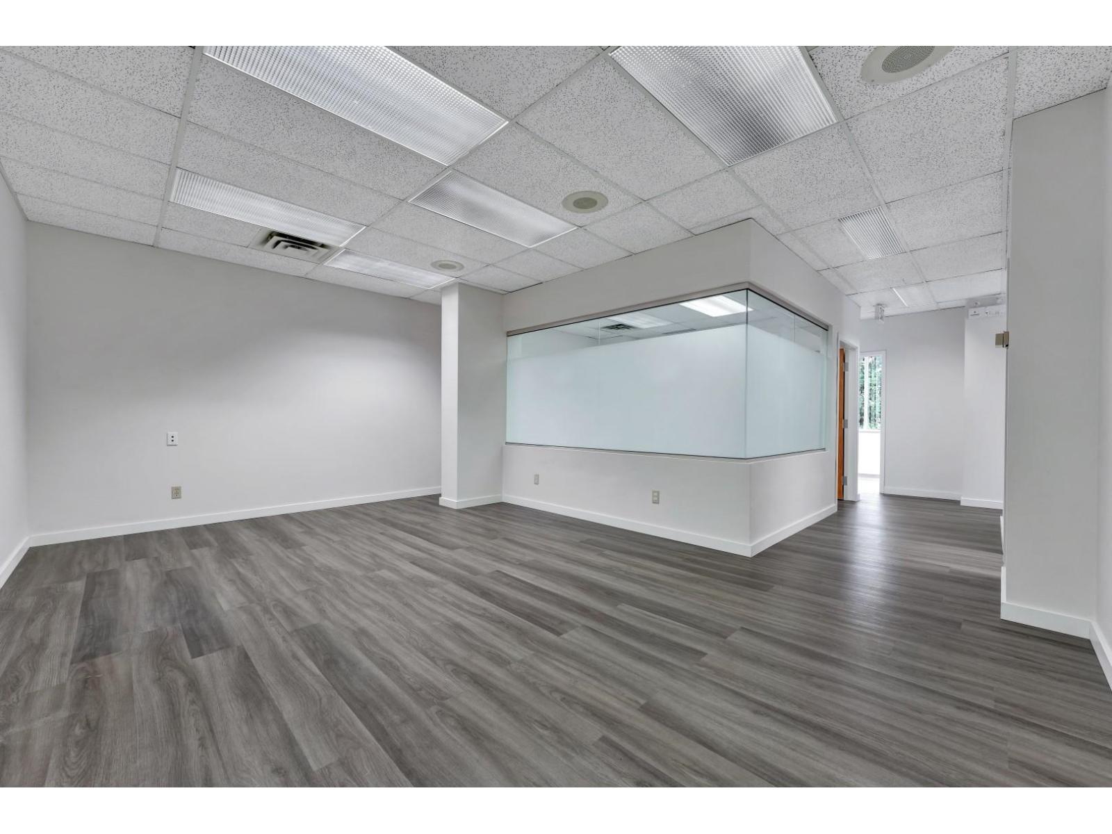 Office in Delta - Image 30