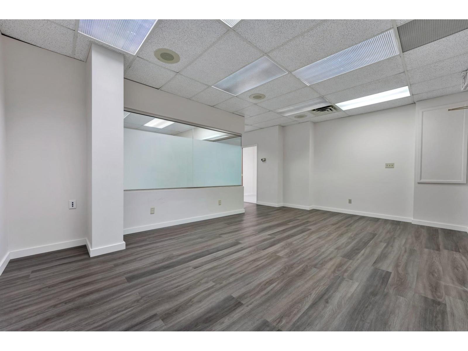 Office in Delta - Image 31