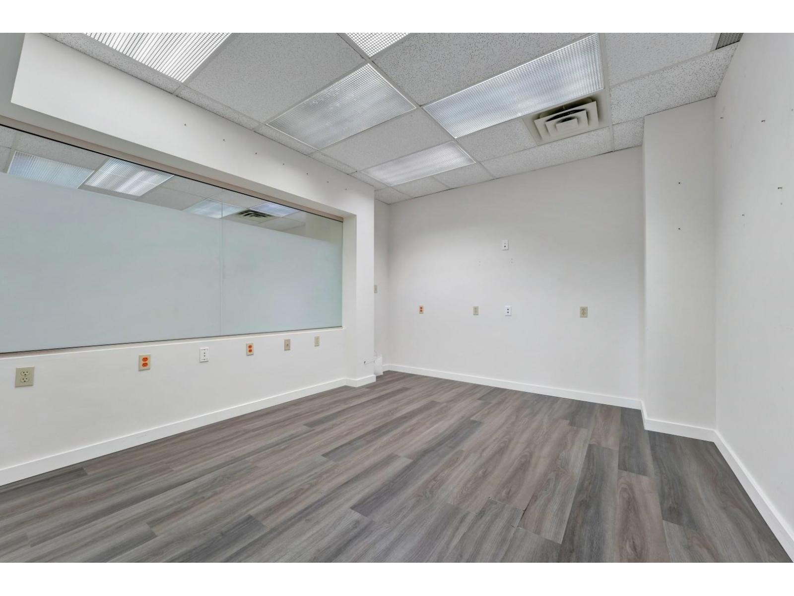 Office in Delta - Image 8