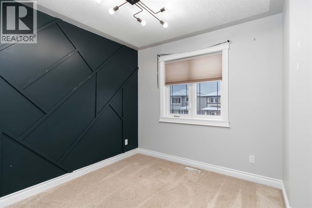 168 Juniper Street, Fort McMurray