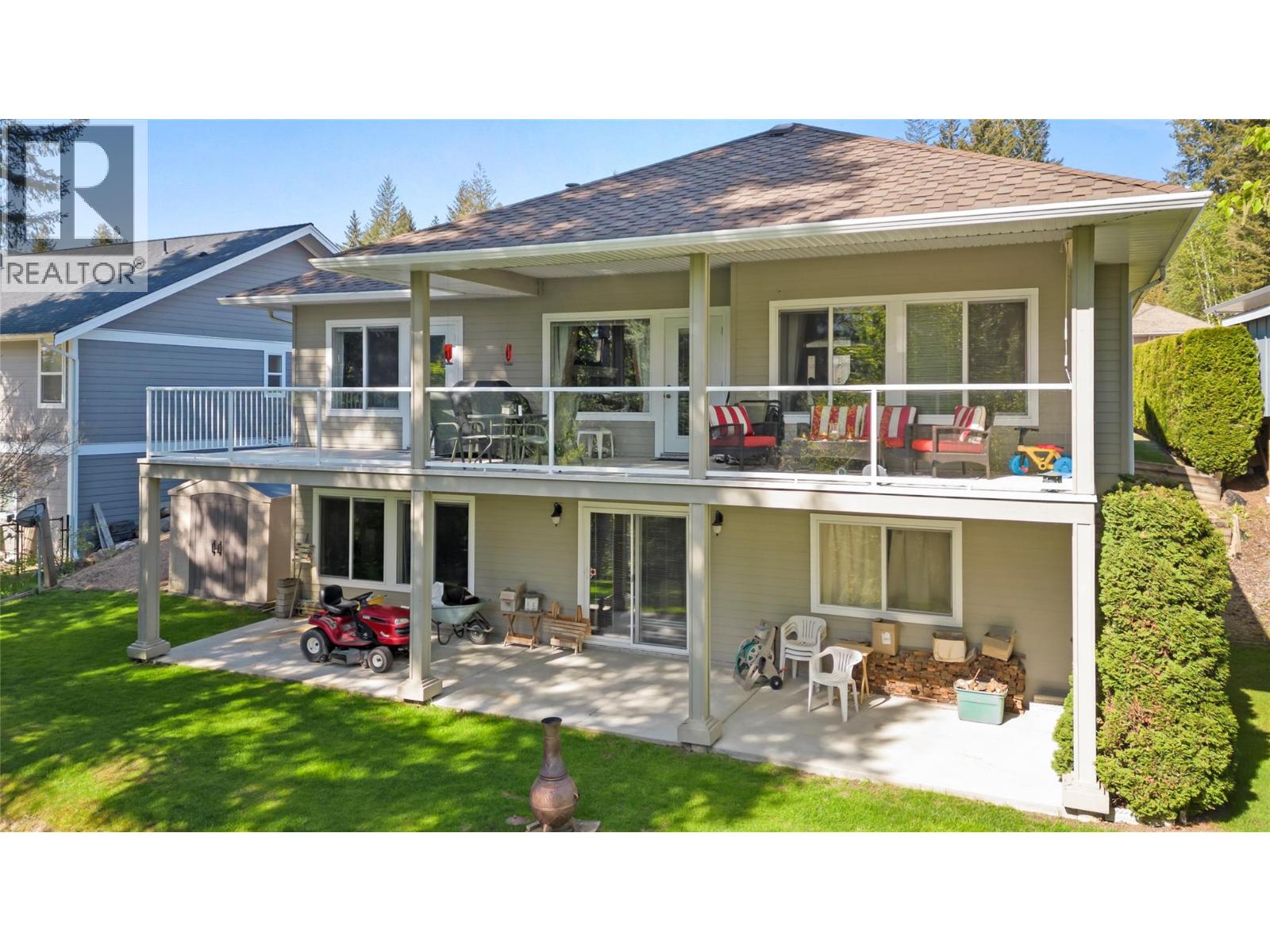 2743 Golf Course Drive, Blind Bay