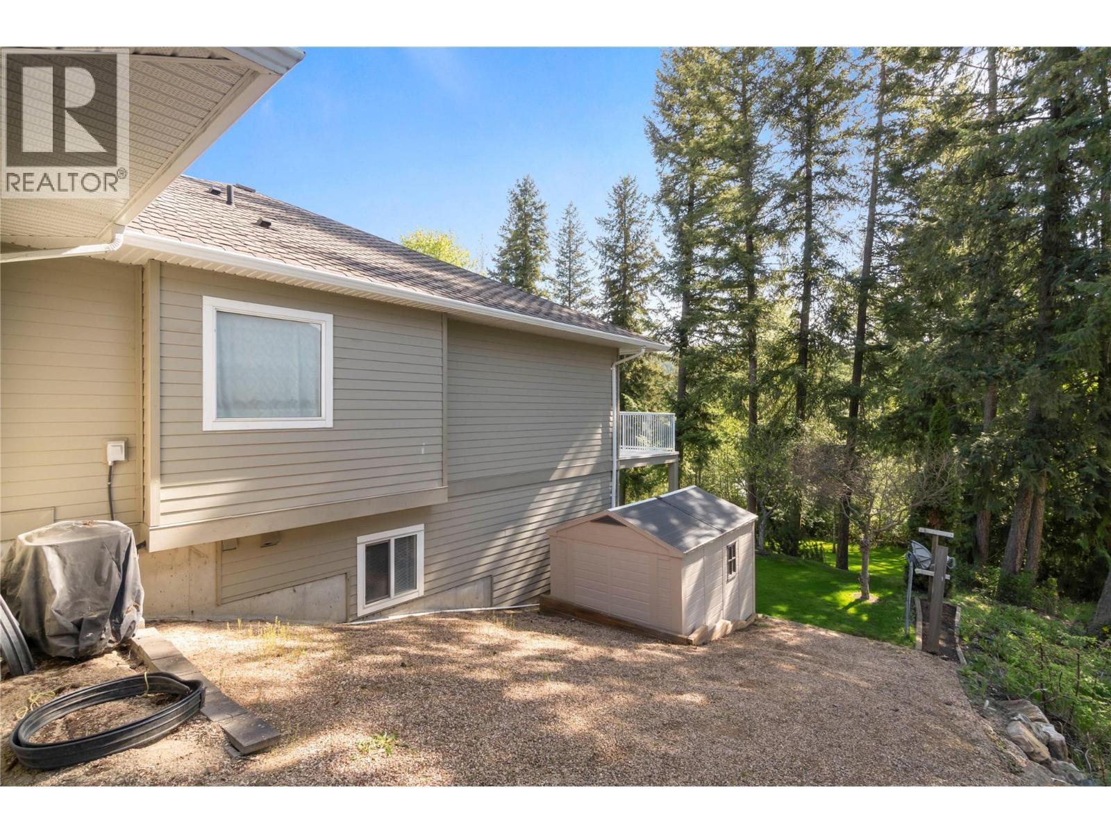 2743 Golf Course Drive, Blind Bay