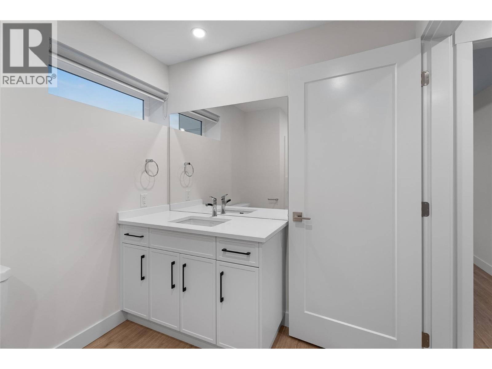 1844 Qu'Appelle Boulevard Unit# 308, Kamloops