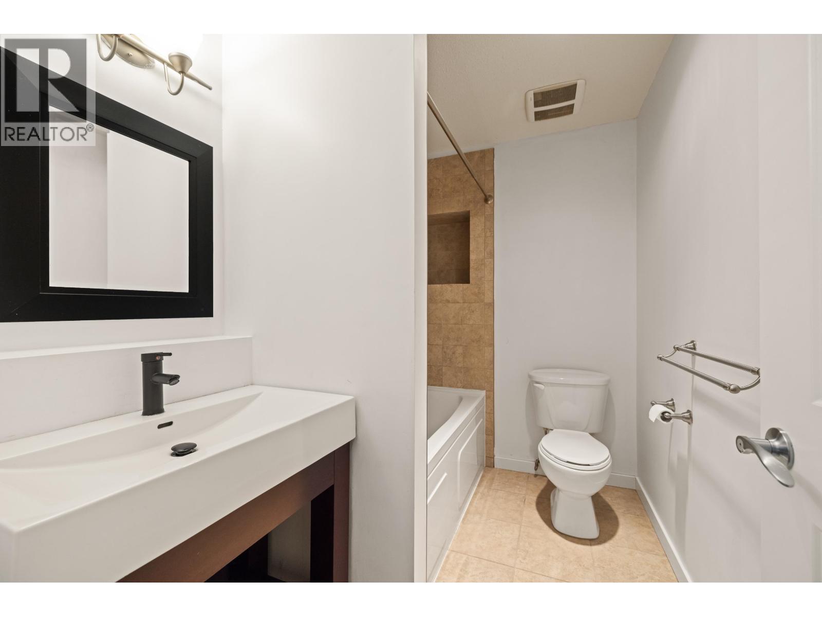 187 WARRICK STREET, Coquitlam